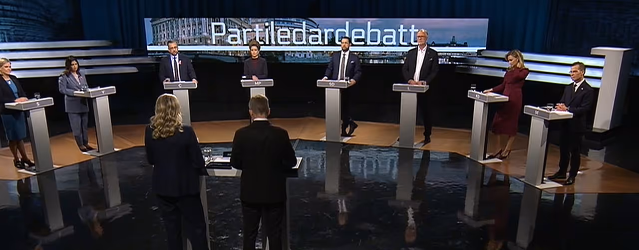 SVEN-ERIK FERNAEUS: Kvartsfinaler och debatter